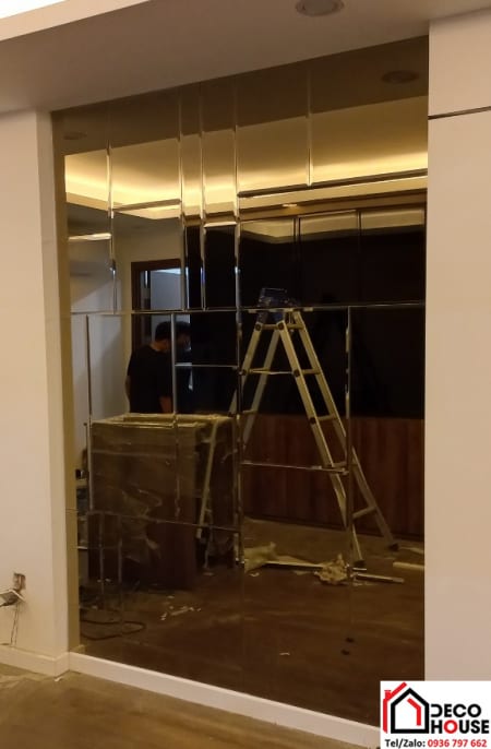 Gương màu trà Hoàng Mai