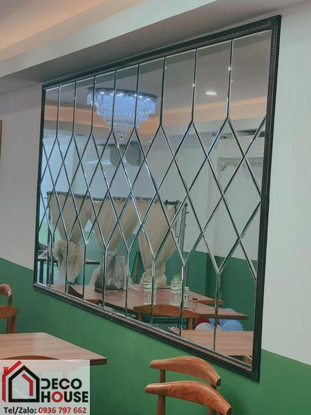 Thi công kính trang trí tường tại Khương Thượng, Đống Đa